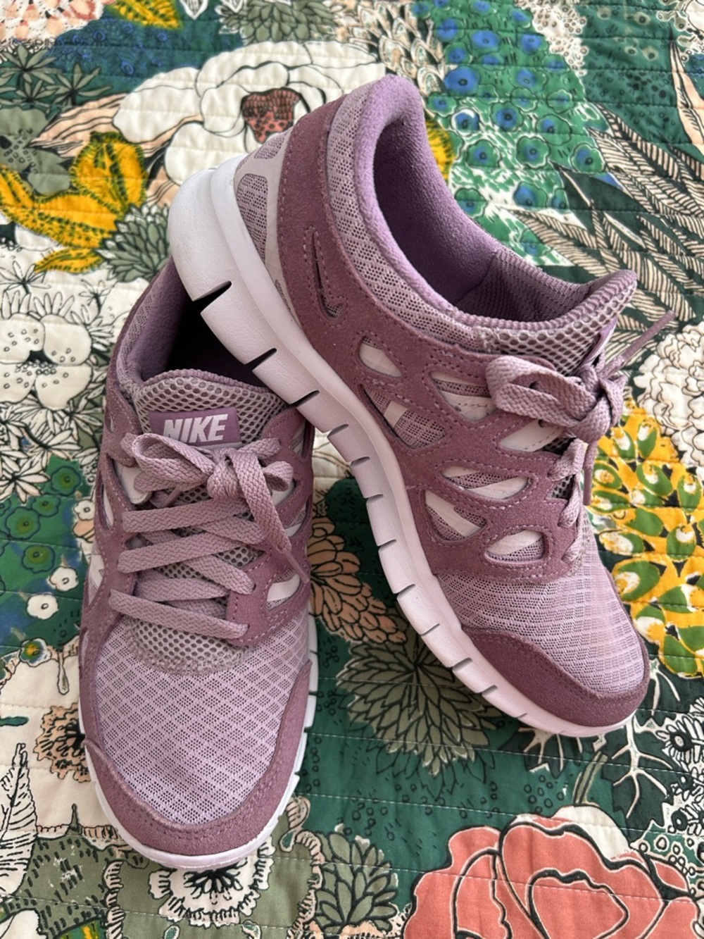 Nike Free Run 2 Women's Purple Lace-Up Mesh Athletic Sneakers Size 9